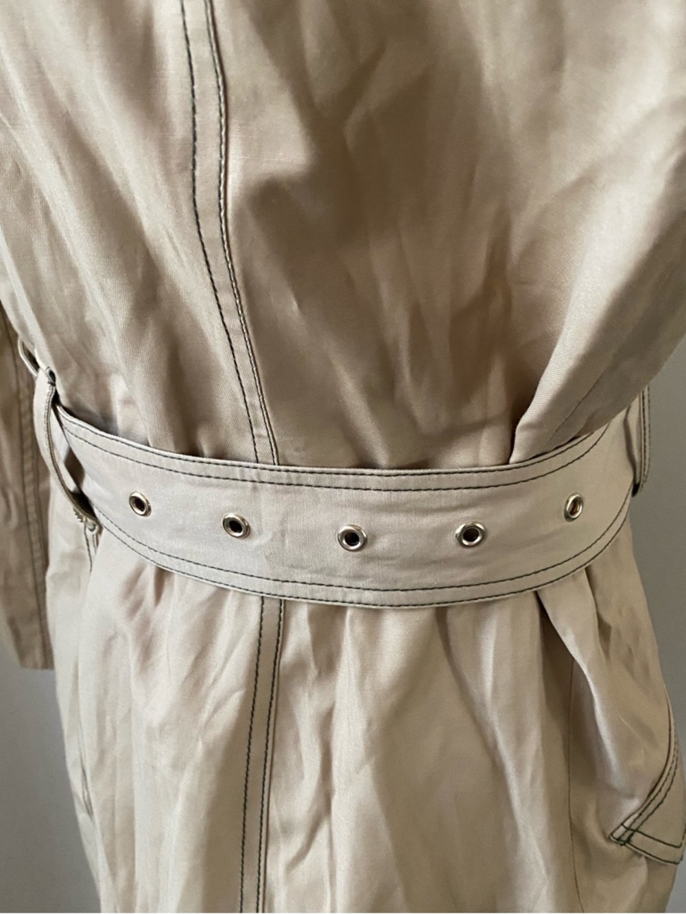 Michael Kors Women's Tan Trench Coat with Belt - Picture 9 of 14
